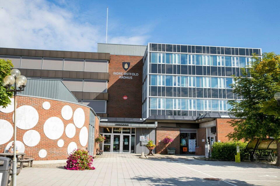 «Særlig er behovet stort i forhold til ungdom.», skrev Indre Østfold kommune til sine ansatte - med oppfordring om å stille som beredskapshjem fram til barneverntjenesten får tilbud om akuttplass gjennom det statlige systemet. Flere hundre må i karantene i Indre Østfold etter at det er påvist 16 nye smittetilfeller i kommunen tirsdag. Foto: Terje Pedersen / NTB