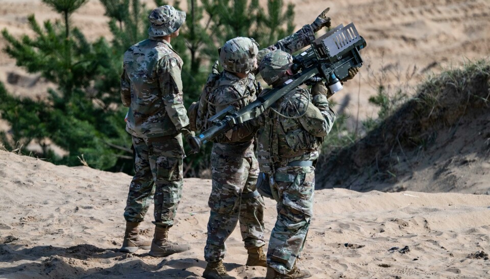Amerikanske soldater med et bærbart antiluftvern, også kalt Manpad. Ifølge AP er dette blant våpensystemene som USA gir til Taiwan. Amerikanske soldater med et bærbart antiluftvern, også kalt Manpad. Ifølge AP er dette blant våpensystemene som USA gir til Taiwan. Foto: Stabssersjant Cesar Rivas / Den amerikanske hæren / AP / NTB