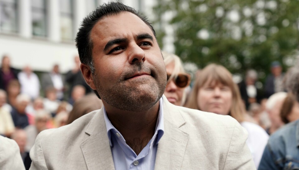 Stortingspresident Masud Gharahkhani (Ap) varsler full gjennomgang av retningslinjene knyttet til politikeres økonomiske interesser og ordninger. Arendal 20230814. Stortingspresident Masud Gharahkhani åpner Arendalsuka 2023.Foto: Ole Berg-Rusten / NTB