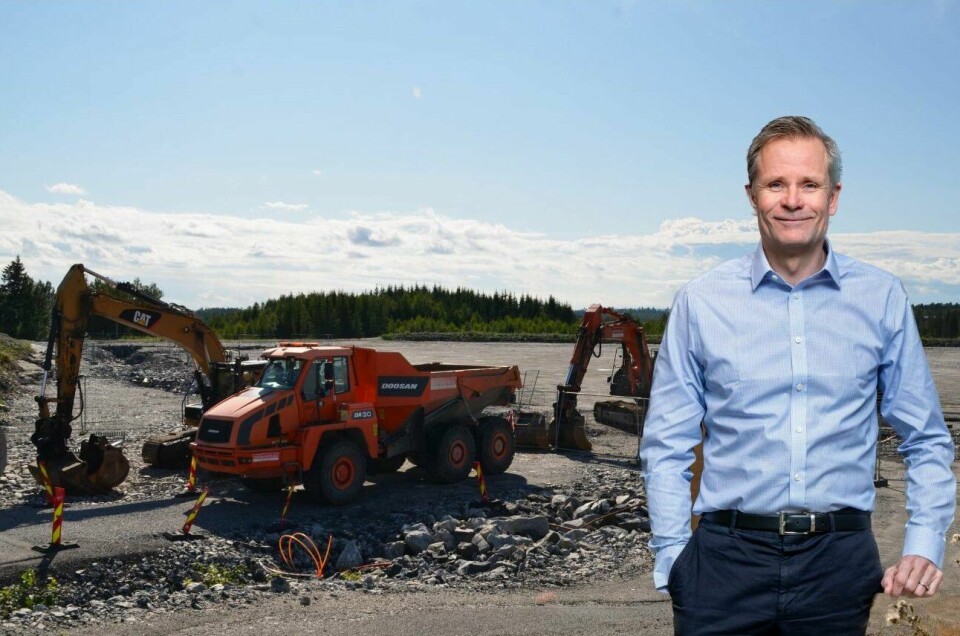 I Hobøl, Indre Østfold, skal finsorteringsanlegget på 13.000 kvadratmeter reises. – Plastretur kommer til å hente brukt emballasje fra norske kommuner og næringsliv, sier administrerende direktør Karl Johan Ingvaldsen. administrerende direktør Karl Johan Ingvaldsen i Plastretur