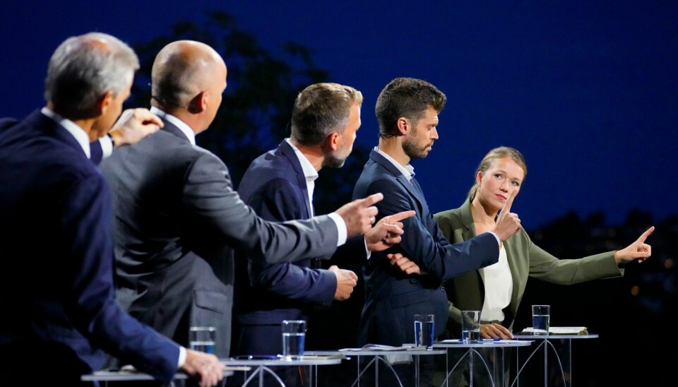Leder i Arbeiderpartiet Jonas Gahr Støre, ble presset av MDG og Rødt under partilederdebattene på om han ville sette en sluttdato for oljeleting. MDG havnet rett under sperregrensa, og mente i ettertid at de var for krasse under valgkampen. Leder i Arbeiderpartiet Jonas Gahr Støre, ble presset av MDG og Rødt under partilederdebattene på om han ville sette en sluttdato for oljeleting. MDG havnet rett under sperregrensa, og mente i ettertid at de var for krasse under valgkampen.