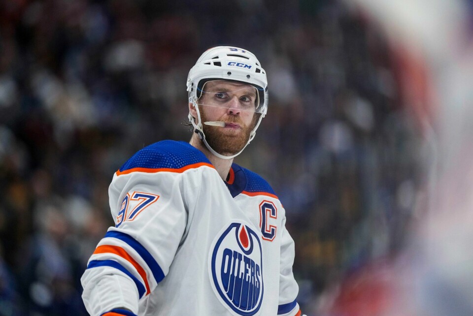 Connor McDavid og Edmonton Oilers er klar for semifinale i NHL-sluttspillet. Connor McDavid og Edmonton Oilers er klar for semifinale i NHL-sluttspillet. Foto: Darryl Dyck / The Canadian Press via AP / NTB