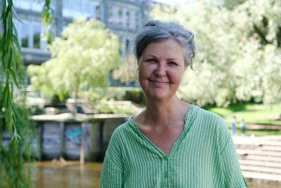 Marit Bredesen vil gi folk på Grønland eierskap til elva og til fjorden. Båtliv på Grønland.