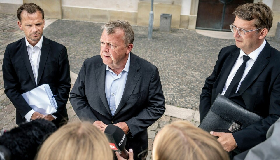 Fra venstre Danmarks justisminister Peter Hummelgaard, utenriksminister Lars Løkke Rasmussen og fungerende forsvarsminister Troels Lund Poulsen under en pressebrifing 31. juli. Fra venstre Danmarks justisminister Peter Hummelgaard, utenriksminister Lars Løkke Rasmussen og fungerende forsvarsminister Troels Lund Poulsen under en pressebrifing 31. juli. Foto: Mads Claus Rasmussen / Ritzau Scanpix / AP / NTB