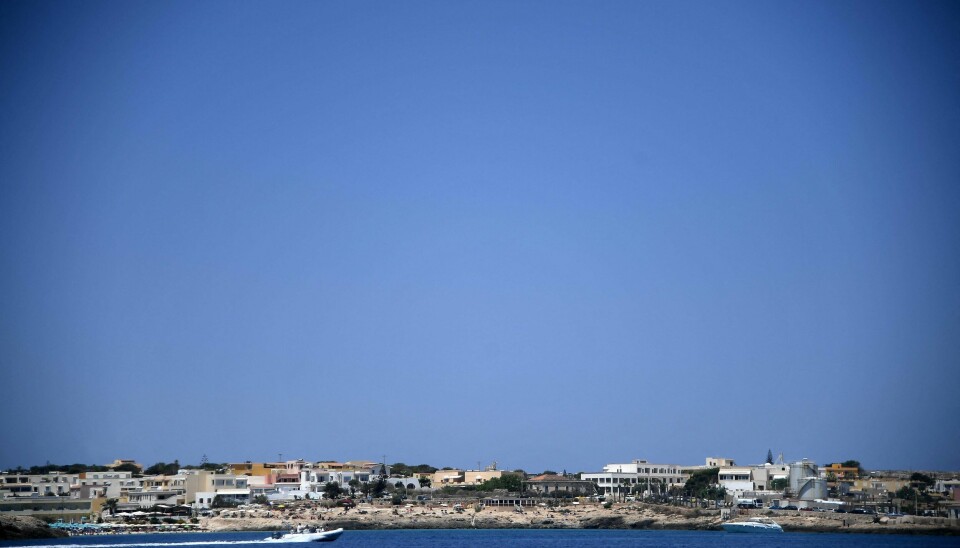 Illustrasjonsbilde av den italienske øya Lampedusa som ligger i Middelhavet. Minst 30 migranter er savnet etter to forlis nær øya. Illustrasjonsbilde av den italienske øya Lampedusa som ligger i Middelhavet. Minst 30 migranter er savnet etter to forlis nær øya.