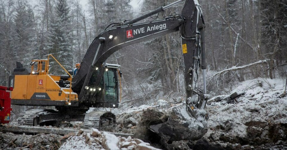 NVE Anlegg har spisskompetanse på flomsikring, kvikkleire og ras, og rykker ut ved akuttsituasjoner over hele landet. NVE Anlegg har spisskompetanse på flomsikring, kvikkleire og ras, og rykker ut ved akuttsituasjoner over hele landet.