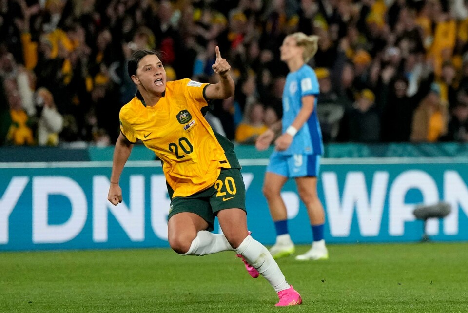 Nær halvparten av Australias befolkning så Sam Kerr utligne mot England, men det endte med tap. Nær halvparten av Australias befolkning så Sam Kerr utligne mot England, men det endte med tap. Foto: Rick Rycroft / AP / NTB