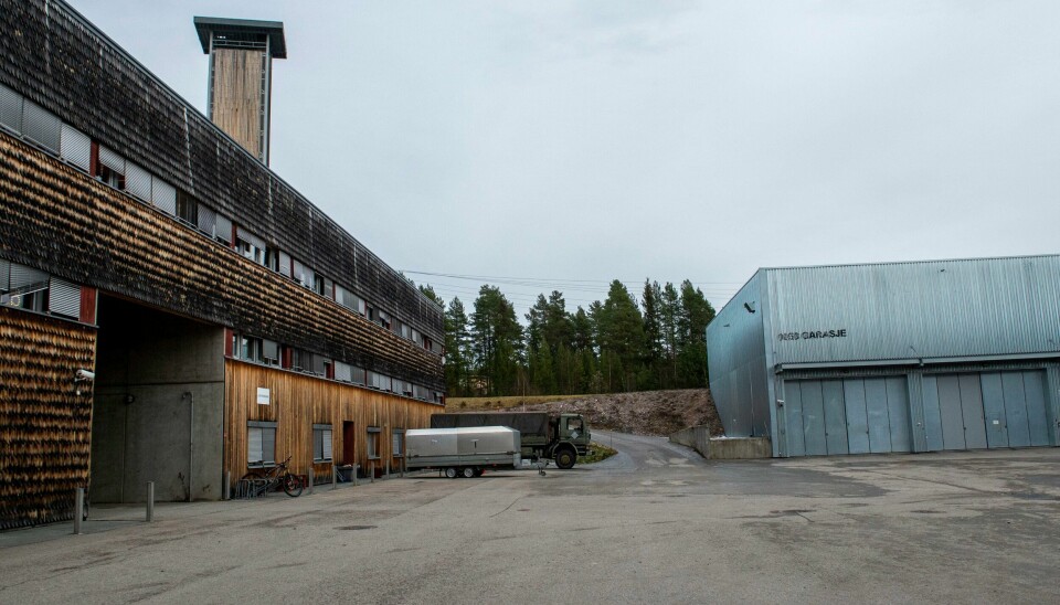 Flere soldater og ansatte på Rena leir har blitt magesyke de siste dagene. Kommuneoverlegen tror sykdommen kommer fra problemer med drikkevannet. Flere soldater og ansatte på Rena leir har blitt magesyke de siste dagene. Kommuneoverlegen tror sykdommen kommer fra problemer med drikkevannet. Foto: Annika Byrde / NTB