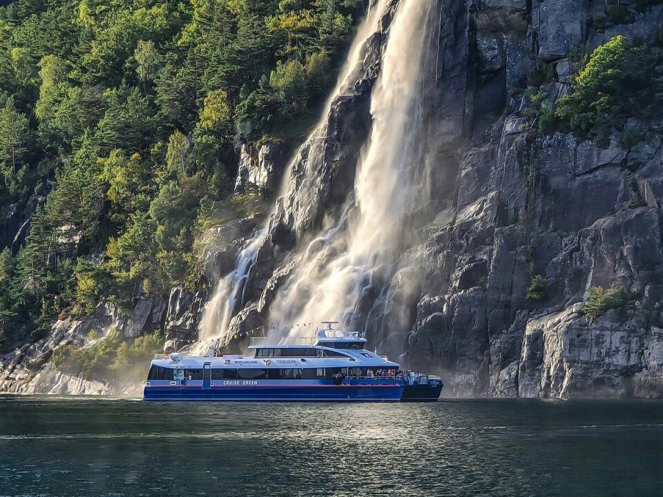 Rødne arrangerer fjordcruise, blant annet, innover Lysefjorden Rødne arrangerer fjordcruise, blant annet, innover Lysefjorden
