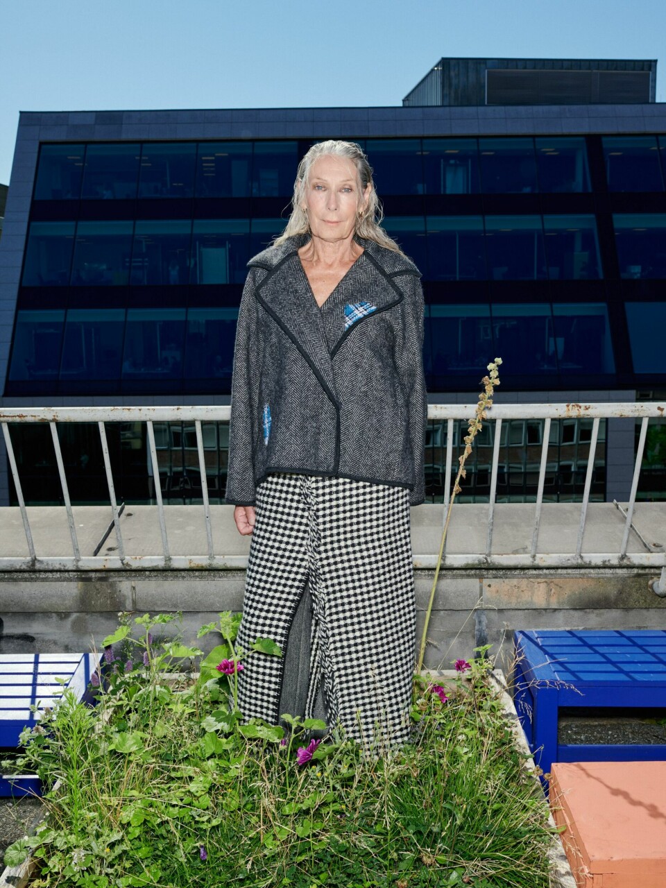 Norsk ull som varmer japanerne, signert Elisabeth Stray Pedersen. Norsk ull som varmer japanerne, signert Elisabeth Stray Pedersen.