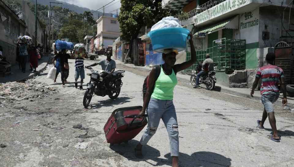 Tusenvis av mennesker har de siste ukene flyktet fra Haitis hovedstad Port-au-Prince, der kriminelle bander herjer. Foto: AP / NTB Tusenvis av mennesker har de siste ukene flyktet fra Haitis hovedstad Port-au-Prince, der kriminelle bander herjer. Foto: AP / NTB