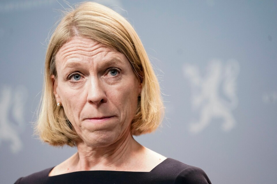 Utenriksminister Anniken Huitfeldt (Ap) innrømmet nylig å ha brutt habilitetsreglene ved å ikke gjøre seg kjent med ektemannens aksjehandel og dermed ikke kunne vurdere sin egen habilitet. Utenriksminister Anniken Huitfeldt sto ikke på Finansdepartementets liste over personer med innsideinformasjon. Foto: Annika Byrde / NTB