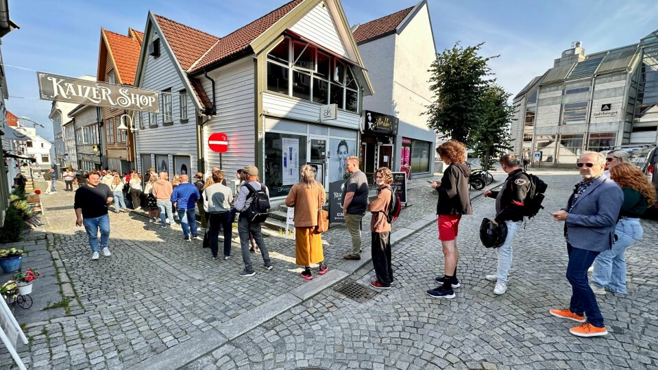 Køen for å komme inn og treffe Kaizers gikk rundt hjørnet i Stavanger sentrum. Køen for å komme inn og treffe Kaizers gikk rundt hjørnet i Stavanger sentrum.