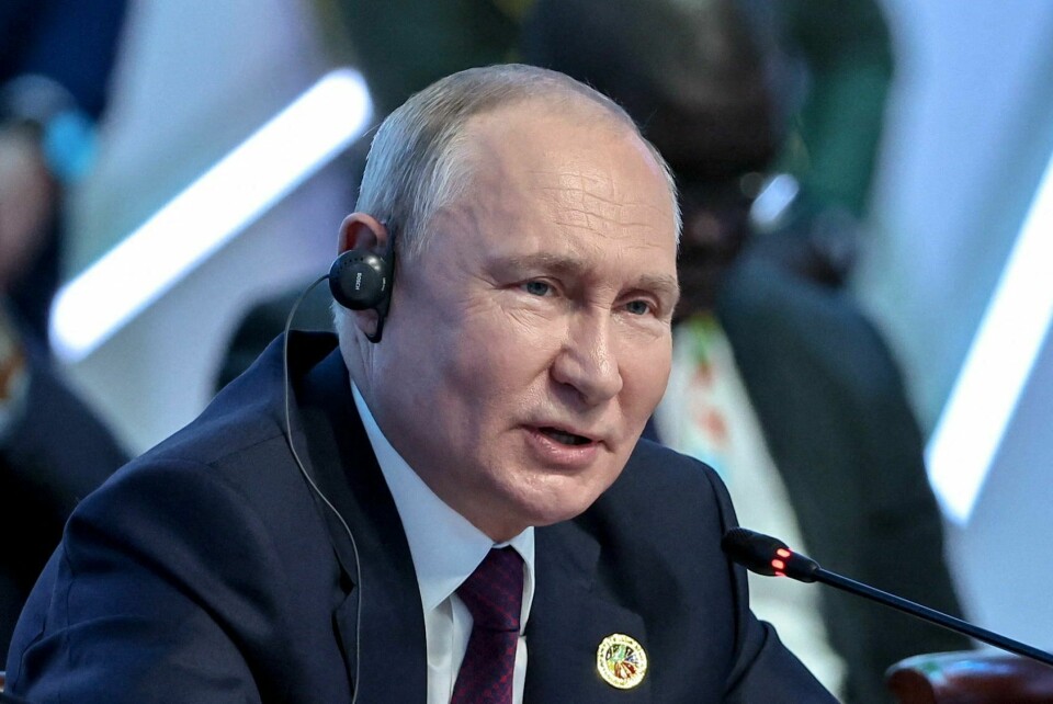 Russlands president Vladimir Putin anklager Ukraina for å forsøke å sabotere russiske gassrørledninger i Svartehavet.