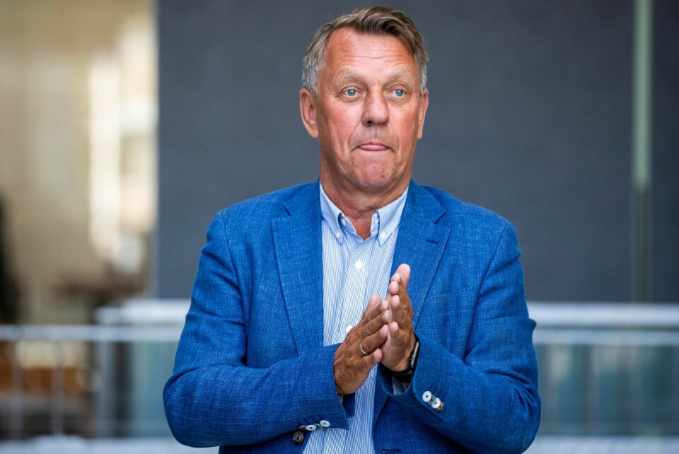 Gunnar Wilhelmsen (Ap) kan gni seg i hendene over fire nye år i ordførerstolen. 0rdfører Gunnar Wilhelmsen (Ap) ønsker amerikanere velkommen til Tromsø. Foto: Terje Pedersen / NTB