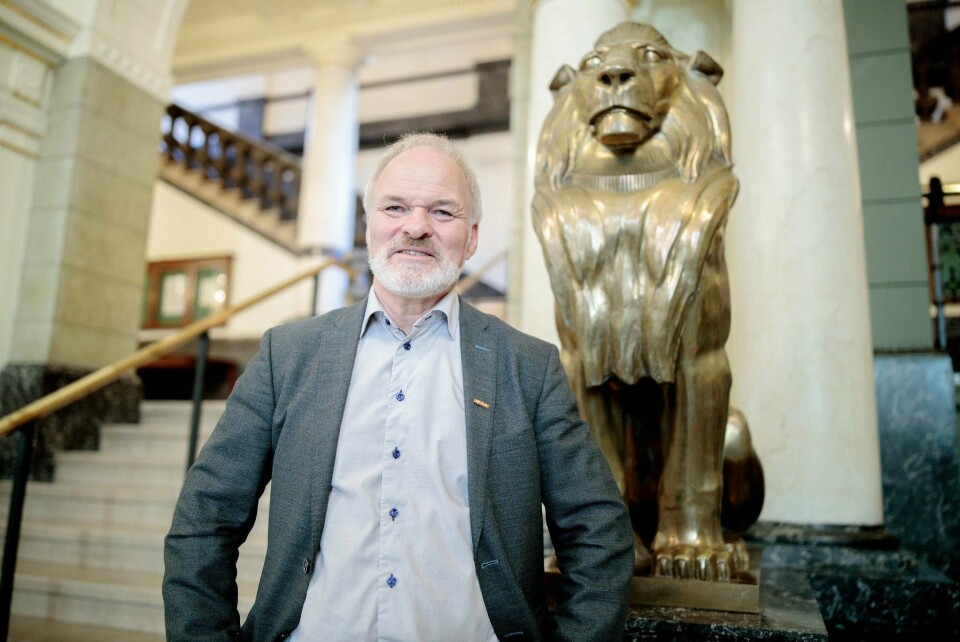 Vi håper å vinne fram i Høyesterett med en avgjørelse som bidrar til at vi igjen kan få nasjonal politisk kontroll med kraften, skriver Einar Frogner, leder i Nei til EU. Her avbildet i Høyesterett. Einar Frogner, leder i Nei til EU