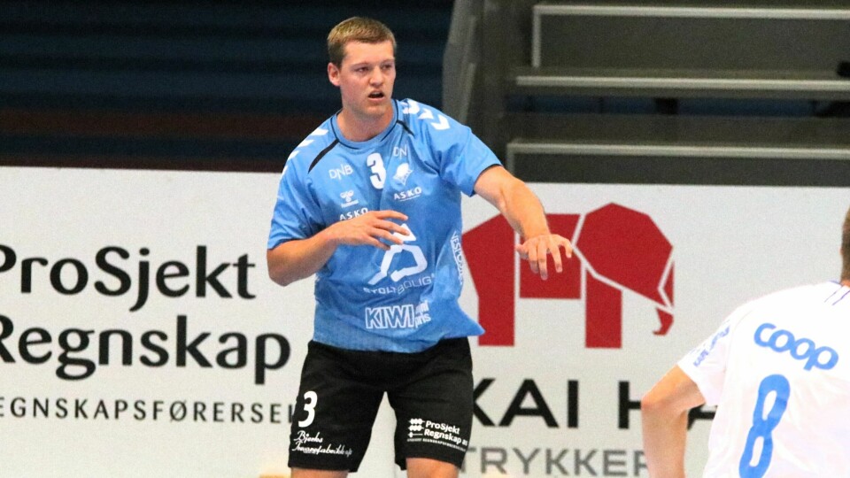 Martin Eberlein gjorde en god debut for Sandnes Håndball tross ettmålstapet mot naborivalen Nærbø. Sandnes Håndball-Nærbø