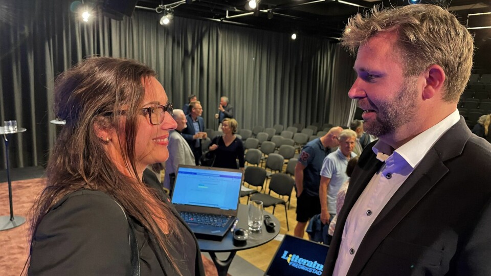 Ordførerduell mellom Siri Martinsen (Ap) og Arne Sekkelsten (H) i mai i år. Siri Martinsen (Ap) og Arne Sekkelsten (H) er de to ordførerkandidatene i Fredrikstad ved kommunevalget 2023.