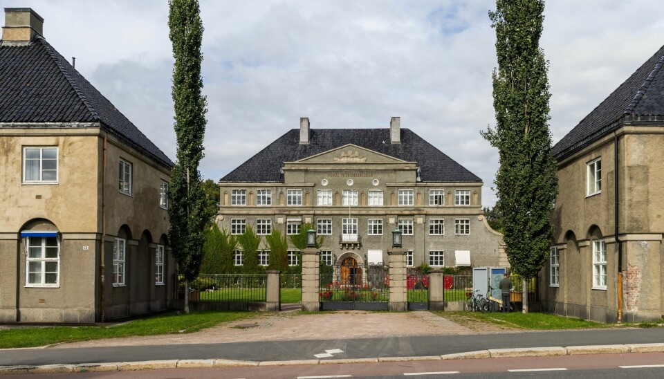 Fotofstivalen Oslo Negativ arrangeres i bygningene til den gamle Veterinærhøgskolen i Oslo. Oslo Negativ