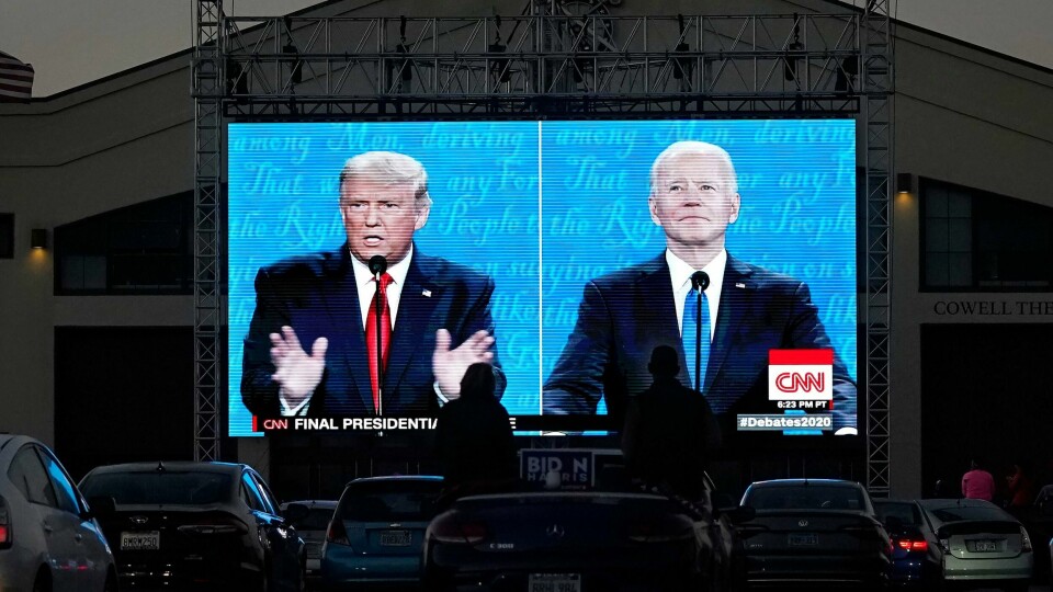 Ekspresident Donald Trump og nåværende USA-president Joe Biden under en TV-sendt debatt under valgkampen i 2020.