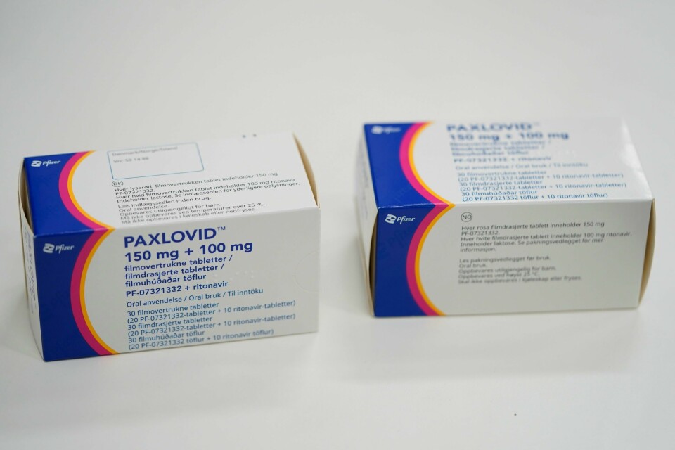 Legemiddelet Paxlovid reduserer risikoen for alvorlig koronasykdom hos de med høy risiko for å bli alvorlig syke. Medisinen har blitt brukt i en akuttfase, men nå skal forskere undersøke om den også er effektiv mot langcovid. Legemiddelet Paxlovid reduserer risikoen for alvorlig koronasykdom hos de med høy risiko for å bli alvorlig syke. Medisinen har blitt brukt i en akuttfase, men nå skal forskere undersøke om den også er effektiv mot langcovid. Foto: Terje Pedersen / NTB