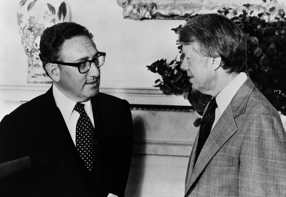 Daværende utenriksminister Henry Kissinger og president Jimmy Carter. Bildet er tatt i 1977 i Det hvite hus. Daværende utenriksminister Henry Kissinger og president Jimmy Carter. Bildet er tatt i 1977 i Det hvite hus.