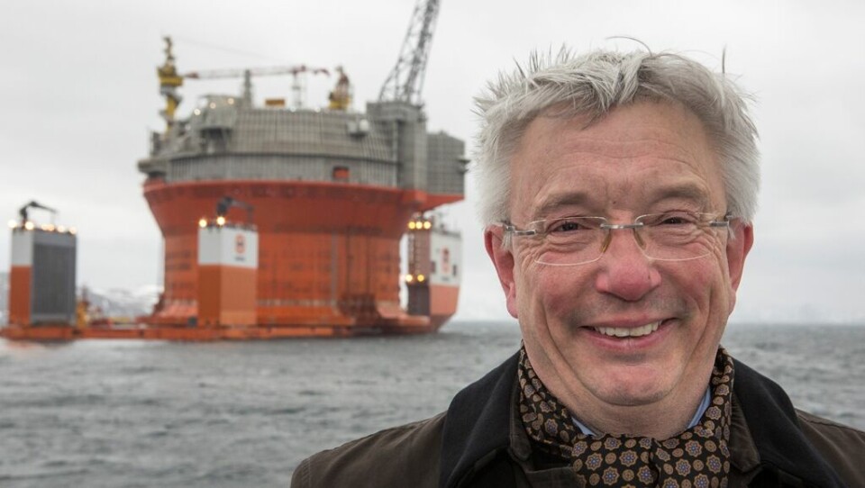 Adm. direktør Karl Eirik Schjøtt-Pedersen i Norsk olje og gass mener det er riktig med en konsekvensutredning om oljeboring i Lofoten, Vesterålen og Senja, men mener samtidig at fiskebestanden ikke vil ta skade av oljeboring. Adm. direktør Karl Eirik Schjøtt-Pedersen i Norsk olje og gass mener det er riktig med en konsekvensutredning om oljeboring i Lofoten, Vesterålen og Senja, men mener samtidig at fiskebestanden ikke vil ta skade av oljeboring.