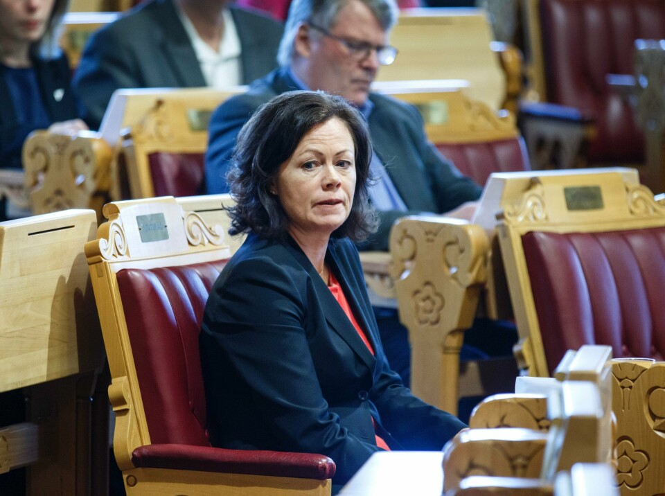 Likestillingsminister Solveig Horne må svare for Facebook-hetsen av Oslo-byråd Lan Marie Nguyen Berg.