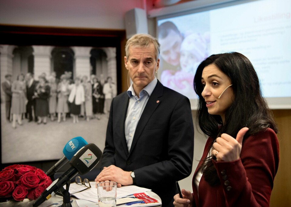 LA STÅ: Samme år som stat og kirke skilles, vil Aps programkomité, med Hadia Tajik og Jonas Gahr Støre i spissen, la K-en for kristendom bli stående i KRLE i grunnskolen.
