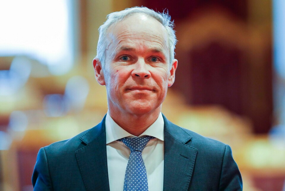Kommunal- og moderniseringsminister Jan Tore Sanner presenterer regjeringens plan for etablering av statlige virksomheter i hele landet. Foto: Heiko Junge / NTB scanpix