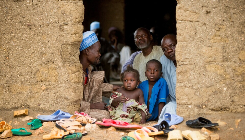 Flukt: Boko Harams herjinger i Nigeria og området rundt Tsjadsjøen har tvunget millioner på flukt, men landene flyktningene kommer til er ofte like presset selv. Disse flyktningene bodde i en flyktningleir nord i Kamerun i fjor. FOTO: ANDREW HARNIK/NTB SCANPIX Flukt: Boko Harams herjinger i Nigeria og området rundt Tsjadsjøen har tvunget millioner på flukt, men landene flyktningene kommer til er ofte like presset selv. Disse flyktningene bodde i en flyktningleir nord i Kamerun i fjor. FOTO: ANDREW HARNIK/NTB SCANPIX