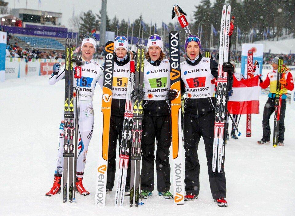 Lahti, Finland 20170226. Ski-VM 2017 Lahti. Lagkonkurranse kombinert Jørgen Graabak t.v , Magnus Krog, Mikko Kokslien og Magnus Moan etter at sølvet er sikret under ski-VM 2017 i Lahti, Finland, lørdag.