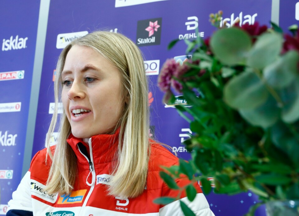 Ragnhild Haga får endelig sjansen i jentenes siste øvelse. Ragnhild Haga får endelig sjansen i jentenes siste øvelse.