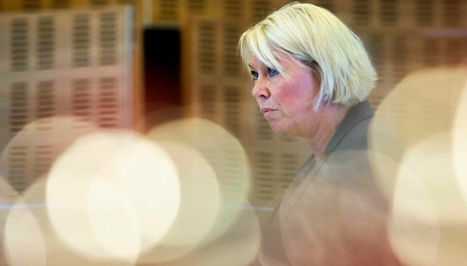 Kommunal- og moderniseringsminister Monica Mæland mener det er for tidlig å evaluere en reform som ikke er gjennomført.