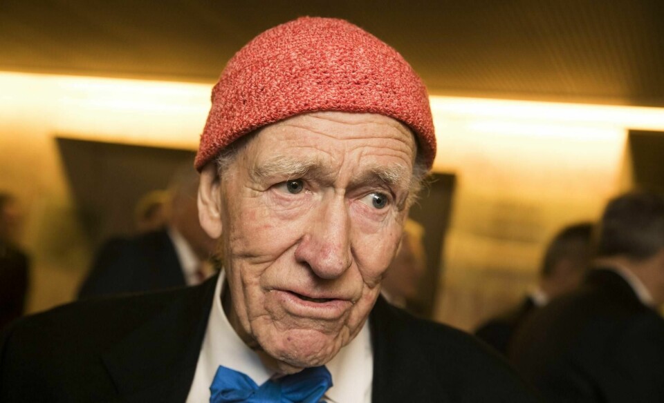 Hvis du gir panten til Pantelotteriet, havner litt av beløpet hos Olav Thon.