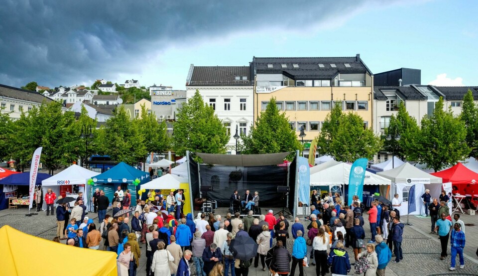 STARTER MANDAG: Arendalsuka tiltrekker seg det meste som kan krype og gå av norsk samfunnsliv. Flere av de rundt 50 statlige aktørene som har stand eller arrangement i neste uke, har budsjetter på godt over 100.000 kroner. Foto: NTB scanpix STARTER MANDAG: Arendalsuka tiltrekker seg det meste som kan krype og gå av norsk samfunnsliv. Flere av de rundt 50 statlige aktørene som har stand eller arrangement i neste uke, har budsjetter på godt over 100.000 kroner. Foto: NTB scanpix