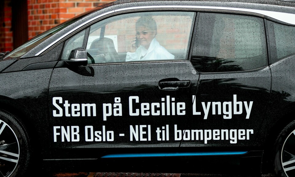 Oslo 20190601.Andre kandidat i Oslo Cecilie Lyngby i Folkeaksjonen Nei til mer bompenger (FNB) demonstrerer ved bommen i Middelthunsgate lørdag. Foto: Lise Åserud / NTB scanpix Oslo 20190601.Andre kandidat i Oslo Cecilie Lyngby i Folkeaksjonen Nei til mer bompenger (FNB) demonstrerer ved bommen i Middelthunsgate lørdag. Foto: Lise Åserud / NTB scanpix