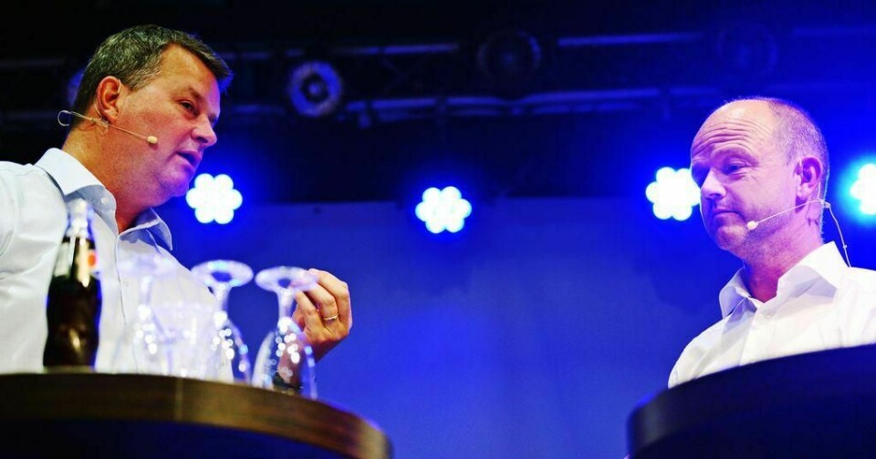 NHO-sjef Ole-Erik Almlid (til høyre) inviterer LO-leder Hans Christian Gabrielsen til å lage en felles seriøsitetmodell for hele landet. De møttes til debatt under Den store arbeidslivsdebatten i Arendalsuka.