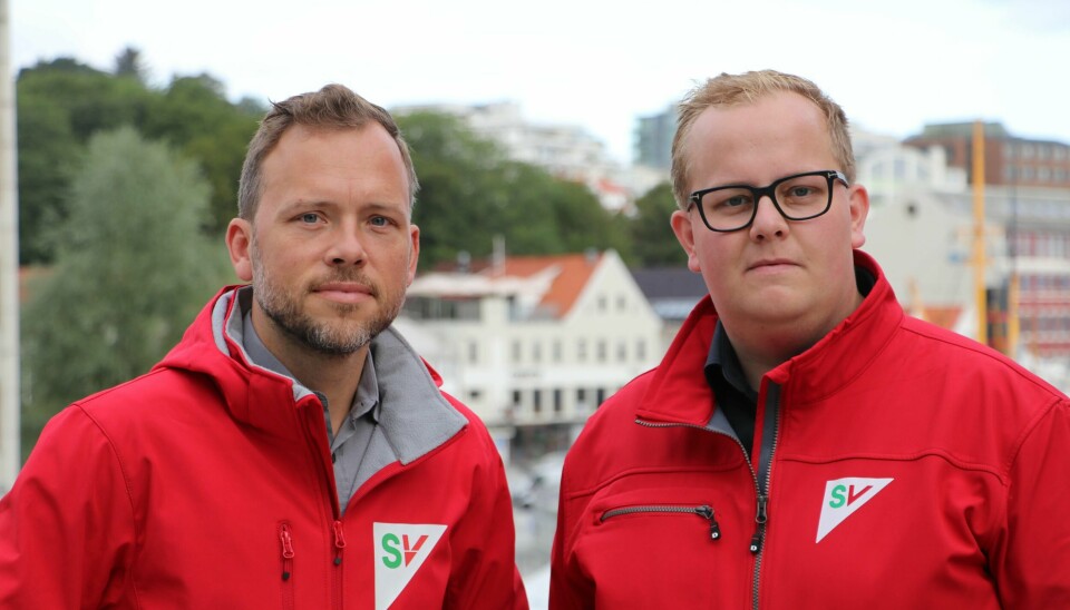 Partileder for SV, Audun Lysbakken, og ordførerkandidat for Stavanger SV, Eirik Faret Sakariassen, er kritiske til kommersiell drift av barnehager og sykehjem. – Velferd skal ikke drives som en butikk, sier Lysbakken.