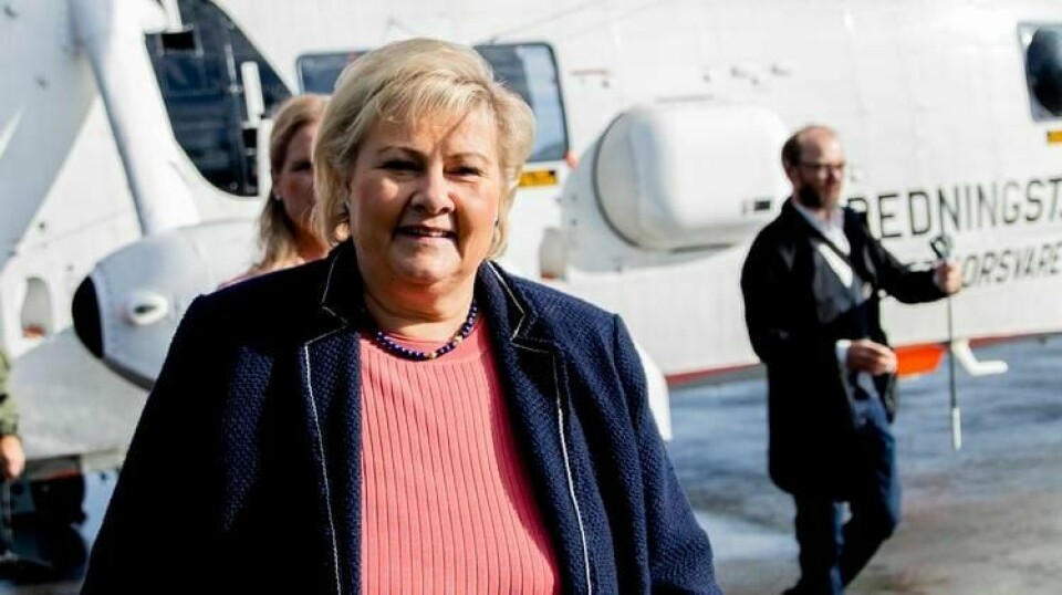Statsminister Erna Solberg (H) besøkte mandag Tromsø under sin valgkampturné. Der måtte hun også svare på utspill fra Frp som har skapt reaksjoner.