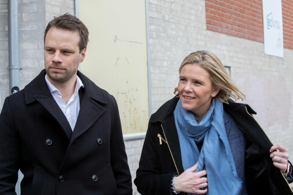 SSB har aldri tidligere undersøkt sammenhengen mellom kriminalitet og innvandrerbakgrunn med så detaljerte tall som de nå har gjort på bestilling fra Frp. Frp-nestleder Sylvi Listhaug og innvandringspolitisk talsperson i Frp Jon Helgheim sier man ikke må bortforklare og unnskylde hvorfor barn av innvandrere er mer kriminelle enn foreldrene. Foto: Vidar Ruud / NTB scanpix