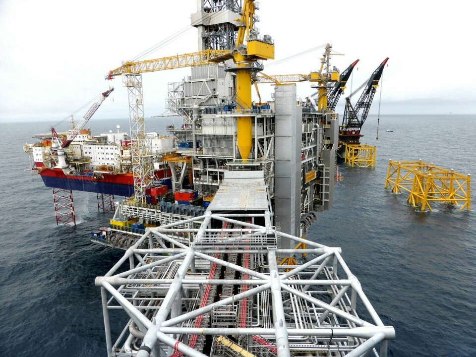 JOHAN SVERDRUP: Når 41 milliarder kroner skal investeres i Johan Sverdrup-feltet er det en solid spiker i kista for mulighetene til virkelige kutt i utslippene fremover, skriver kronikkforfatteren. FOTO: NERIJUS ADOMAITIS/ NTB SCANPIX