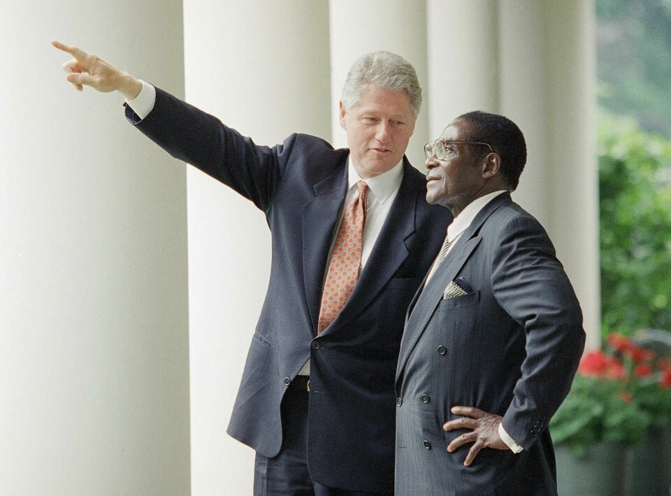 PÅ VERDENSSCENEN: På besøk hos president Bill Clinton i Det hvite hus i 1995. FOTO: NTB SCANPIX PÅ VERDENSSCENEN: På besøk hos president Bill Clinton i Det hvite hus i 1995. FOTO: NTB SCANPIX