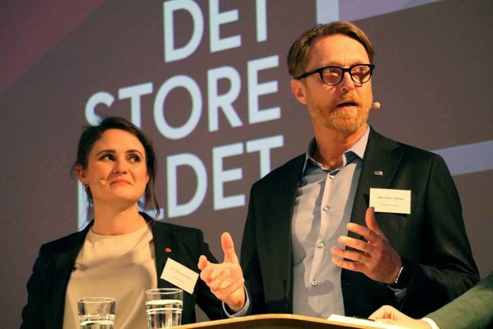 Kari Nessa Nordtun (Ap) og John Peter Hernes (H) har gjort hverandre til motstandere, selv om de to jevnstore partiene har løftet sammen i Stavanger. Foto: Lars Hjalmarsson