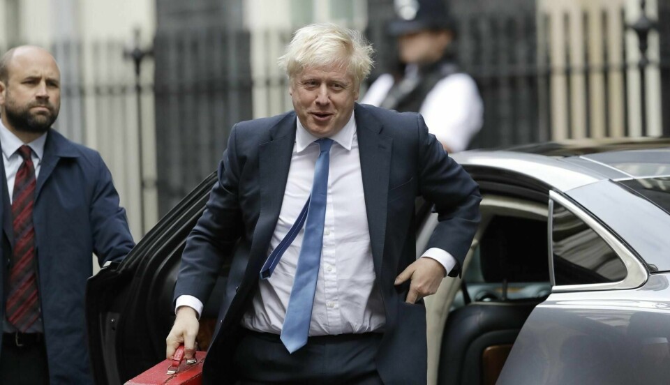 Statsminister Boris Johnson dro onsdag til kontoret etter at han landet med flyet fra New York. Senere på dagen skal han tale til Underhuset.