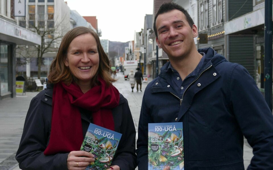 Suksess: Prosjektleder Anne Paulsen og Johannes S. Kay, som representerte Ugå-vertskapet i Sandnes arrangerte sin matuke forrige uke. FOTO: INGEBORG SCHRIWER
