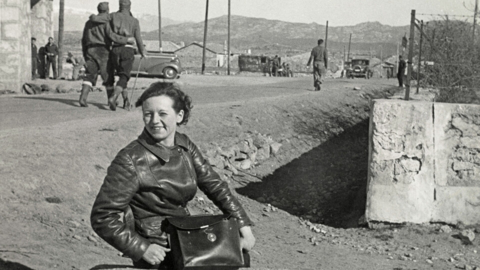 Gerda Grepp ved fronten utenfor Malaga, januar 1937. Gerda Grepp ved fronten utenfor Malaga, januar 1937.