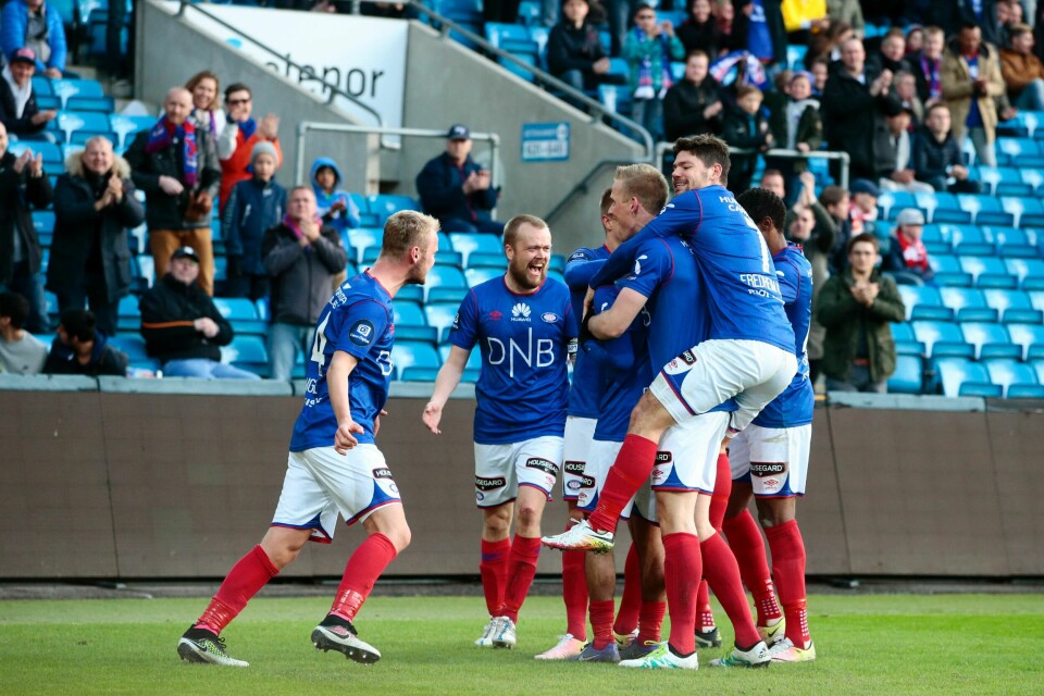 Mange har ment mye om Vålerenga de siste ukene. Søndag så de ut som et ganske godt norsk fotballag. FOTO: HÅKON MOSVOLD LARSEN/NTB SCANPIX
