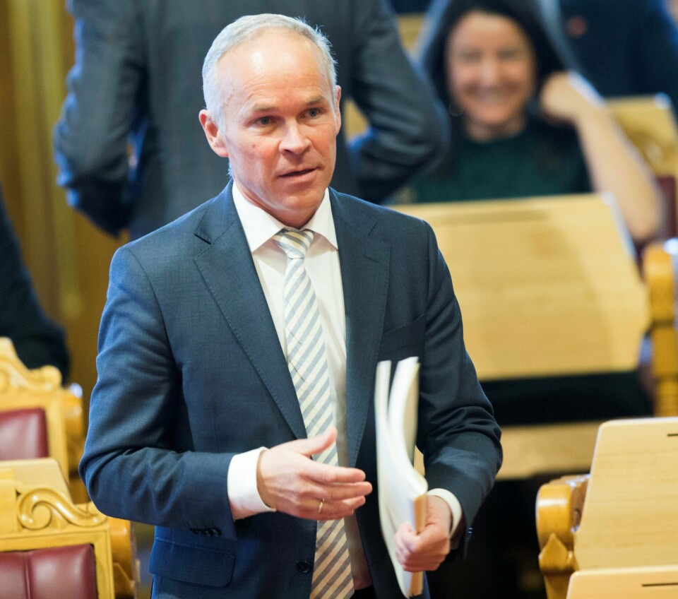 Hvis vinden ikke bråsnur, kan vi slå fast at prestisjepros jektet til kommunal- og moderniseringsminister Jan Tore Sanner (H) har havarert, skriver Arne Strand.FOTO: TERJE BENDIKSBY/NTB SCANPIX