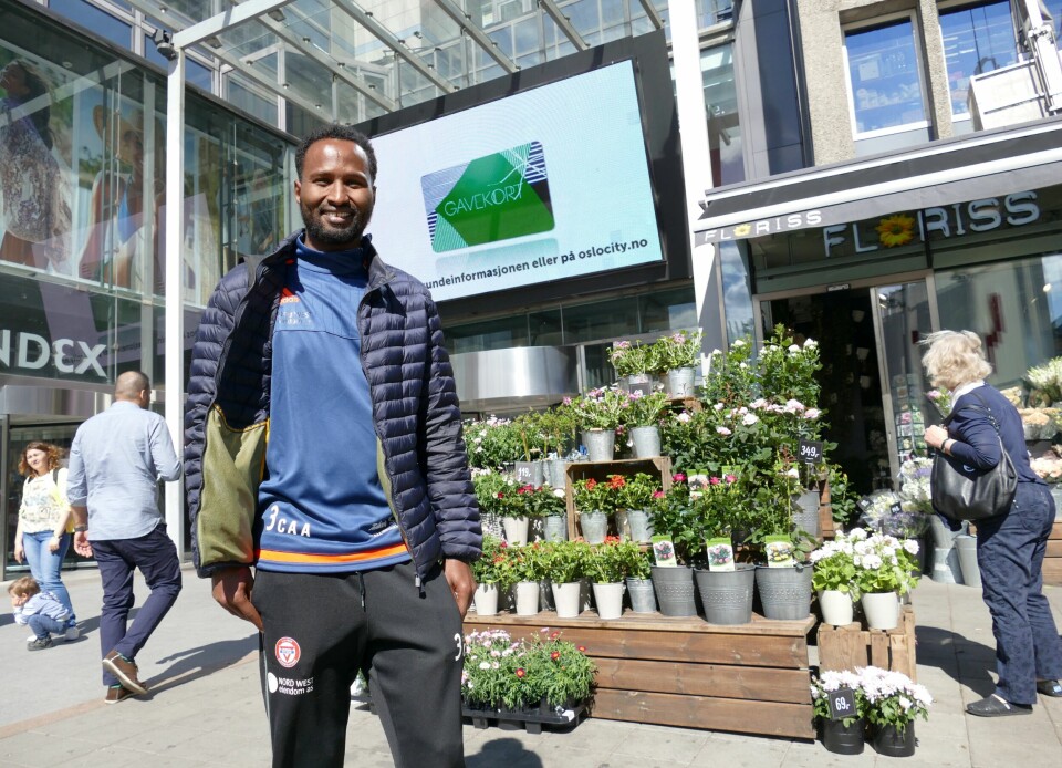 Ciise Aden Abshir stortrives i Oslo. Han jobber på et asylmottak i Lillestrøm. Ciise Aden Abshir stortrives i Oslo. Han jobber på et asylmottak i Lillestrøm.